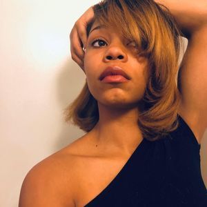 Meet your Posher, Thalia